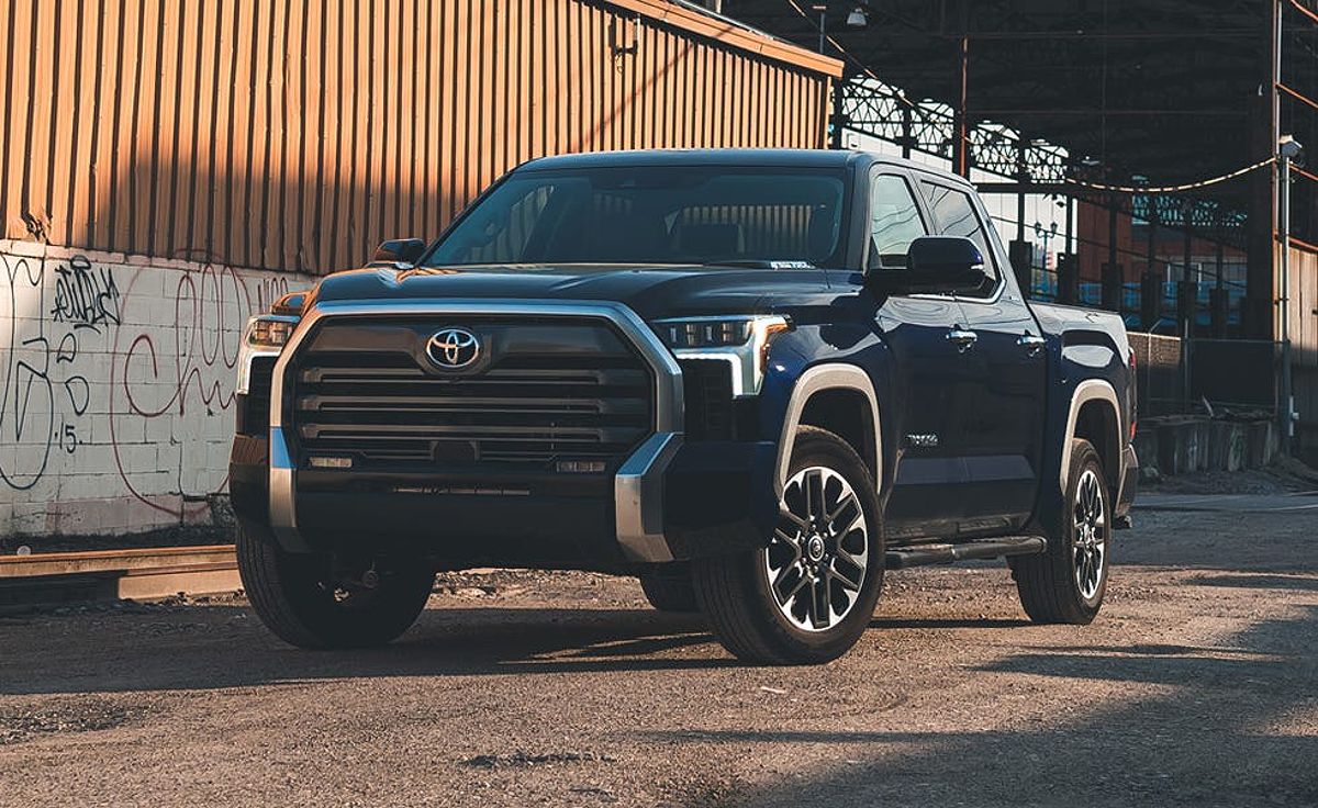 2023 Toyota Tundra Hybrid Limited CrewMax