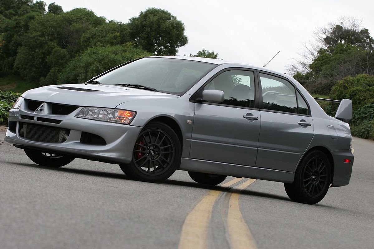 Mitsubishi Lancer Evolution VIII MR